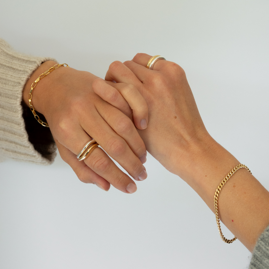 Delicate, subtle, but still elegant. Our dainty gold bracelet is an undeniable classic among bracelets. From sustainable fine jewelry company from hamburg llr studios | nachhaltiger schmuck aus hamburg llr studios