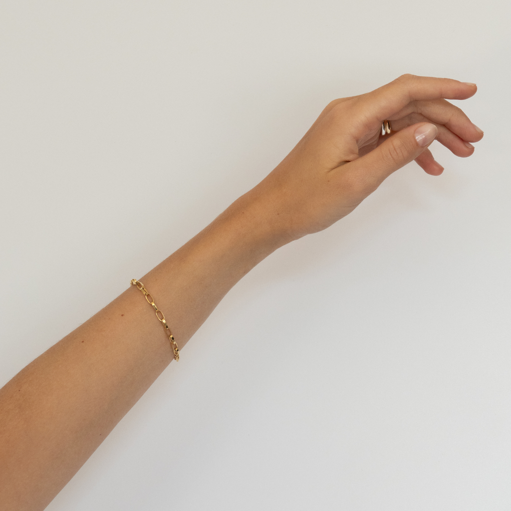  This gold link bracelet adds the perfect shine to any outfit. Made in Germany by LLR Studios Hamburg