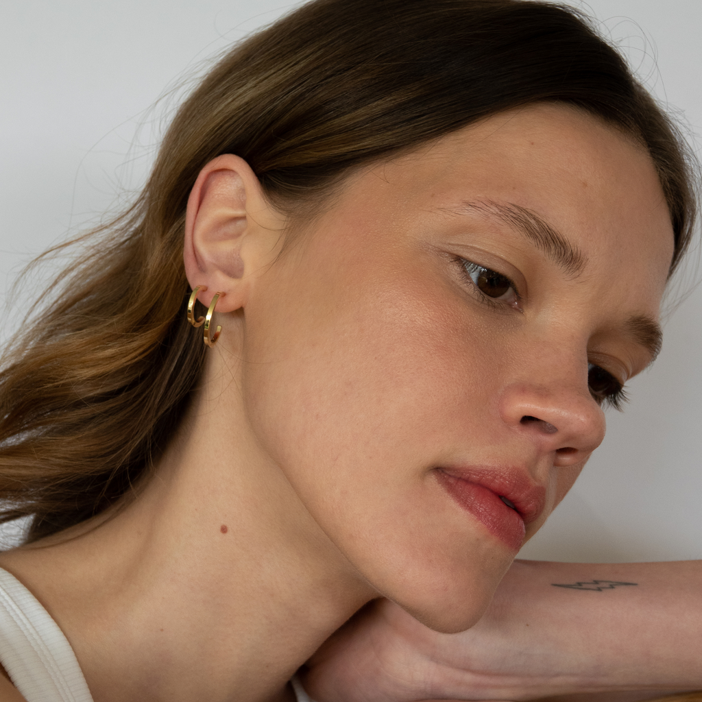 creolen mit stecker gold recyceltem 925 sterling silber 18k vergoldet