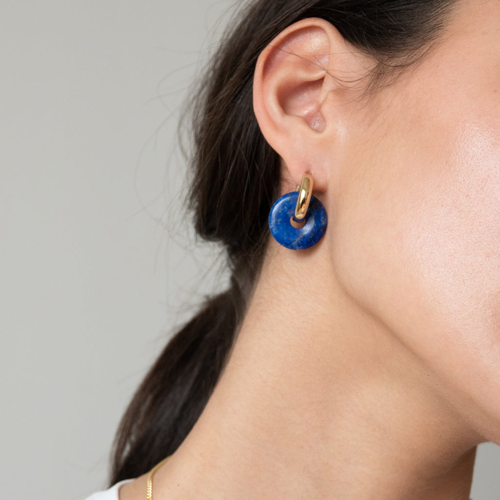 round blue lapis earring pendant from sustainable jewelry company LLR Studios from Hamburg