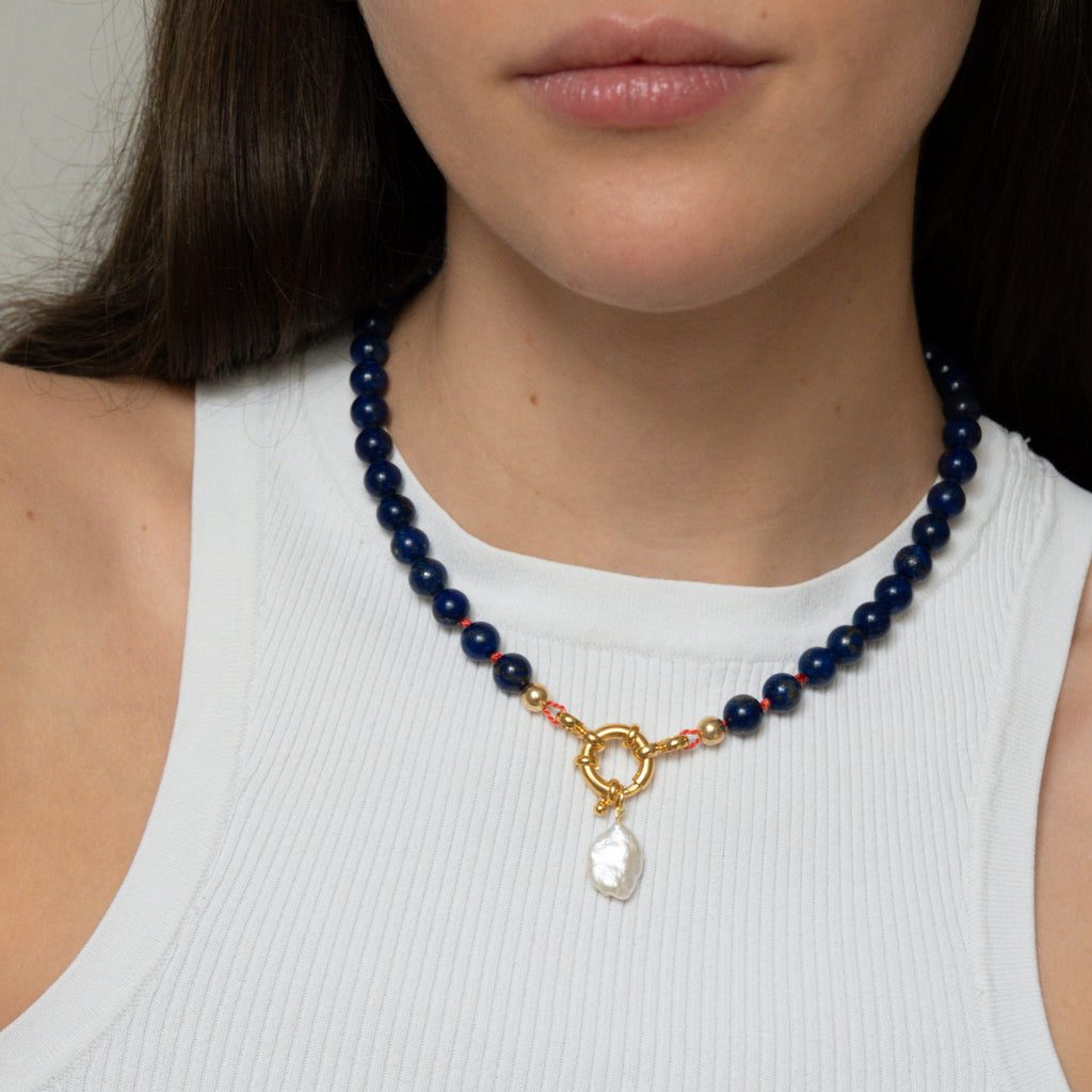 handgemachte lapizlazuli kette mit echten Süßwasserperlenanhänger - handmade blue lapis necklace with pearl pendant